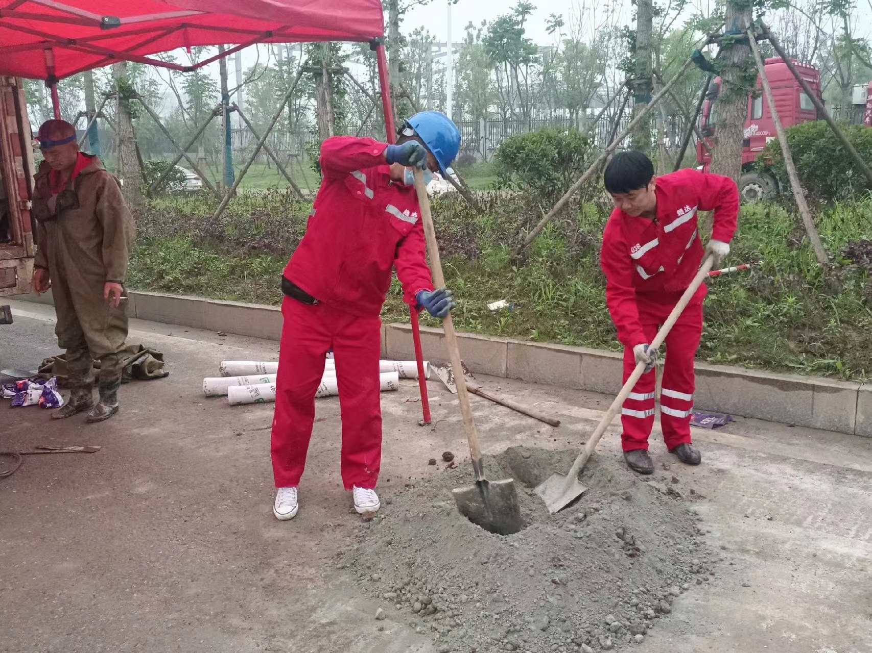 郴州管道疏通哪家好】及时进行市政管道清淤